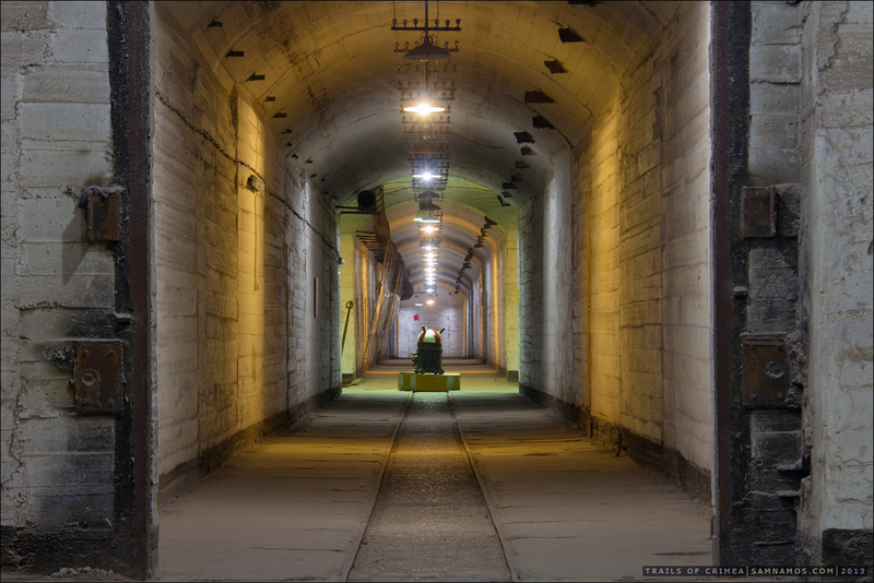 Illustration for article titled Journey into the Dystopian World of Abandoned Soviet Submarine Bases